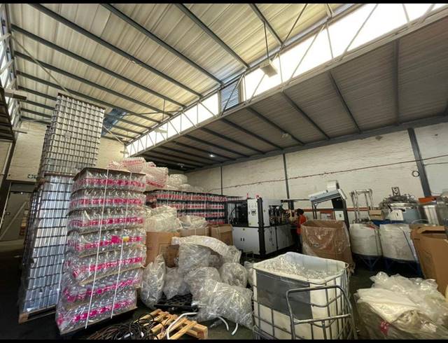 INDUSTRIAL PROPERTY TO RENT IN HENNOPSPARK